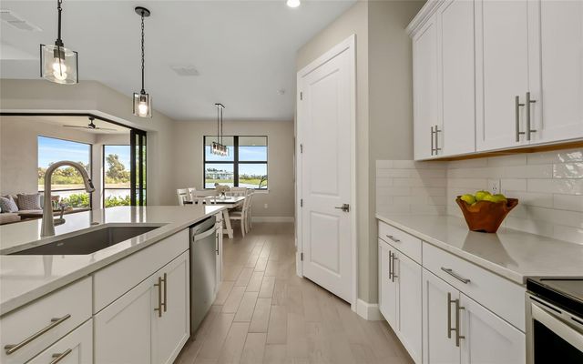 17342 LUMINOUS AVENUE, Venice, FL 34293