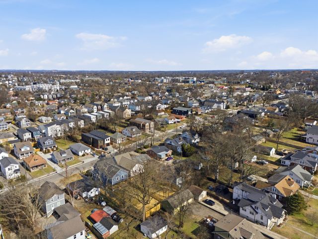 928 Delmas Ave A, Nashville, TN 37216