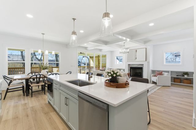 928 Delmas Ave A, Nashville, TN 37216