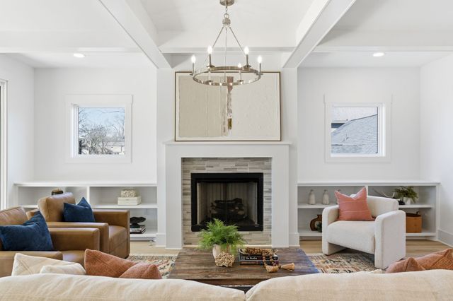 928 Delmas Ave A, Nashville, TN 37216