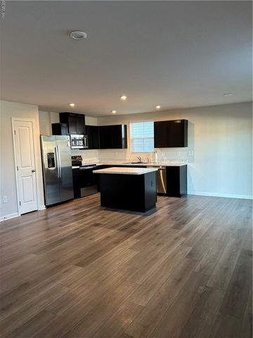 128 Bearing WAY, Portsmouth, VA 23702