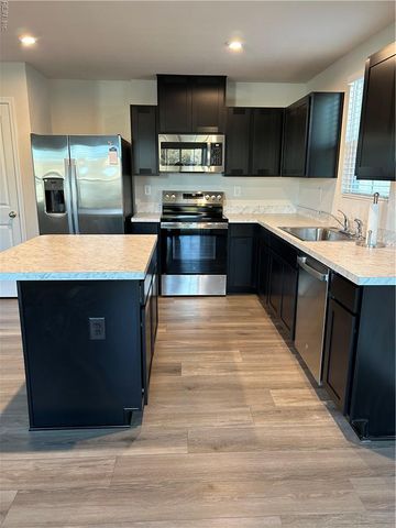 128 Bearing WAY, Portsmouth, VA 23702