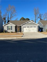 128 Bearing WAY, Portsmouth, VA 23702