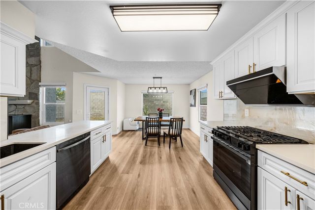 14732 Shadow Dr, Fontana, CA 92337