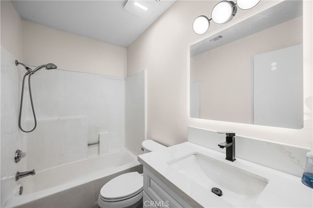14732 Shadow Dr, Fontana, CA 92337