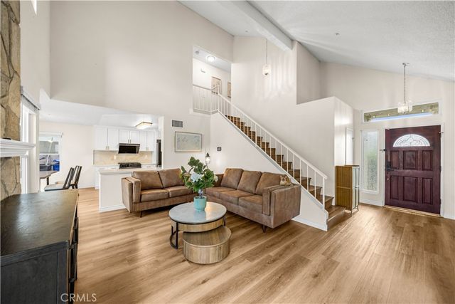 14732 Shadow Dr, Fontana, CA 92337