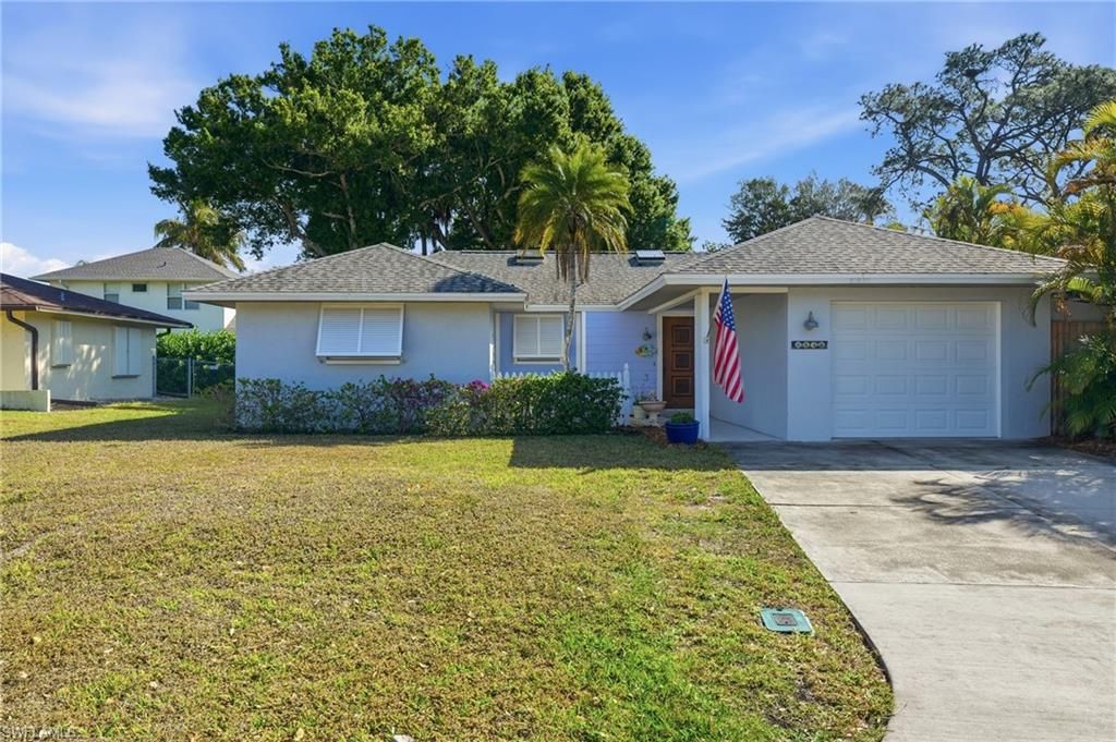 2500 10th ST N, NAPLES, FL 34103 — exterior