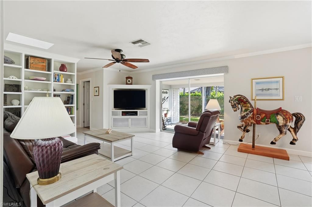 2500 10th ST N, NAPLES, FL 34103 — photo 2