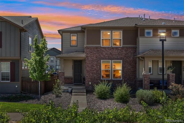 399 Courtfield Way, Castle Rock, CO 80108