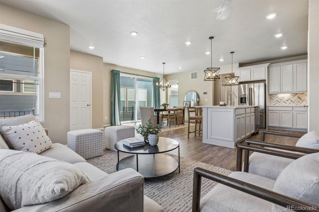 399 Courtfield Way, Castle Rock, CO 80108