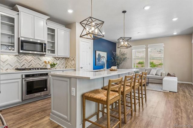 399 Courtfield Way, Castle Rock, CO 80108
