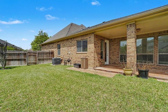 3516 Firenze Drive, Friendswood, TX 77546
