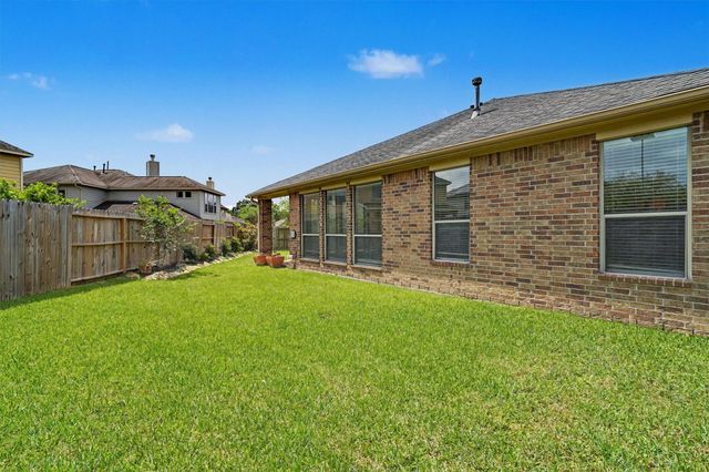 3516 Firenze Drive, Friendswood, TX 77546