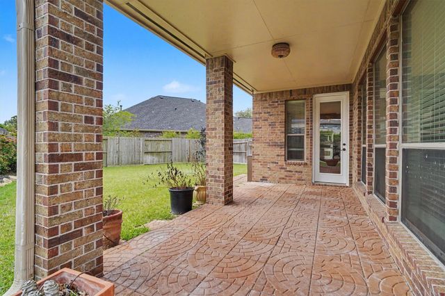 3516 Firenze Drive, Friendswood, TX 77546
