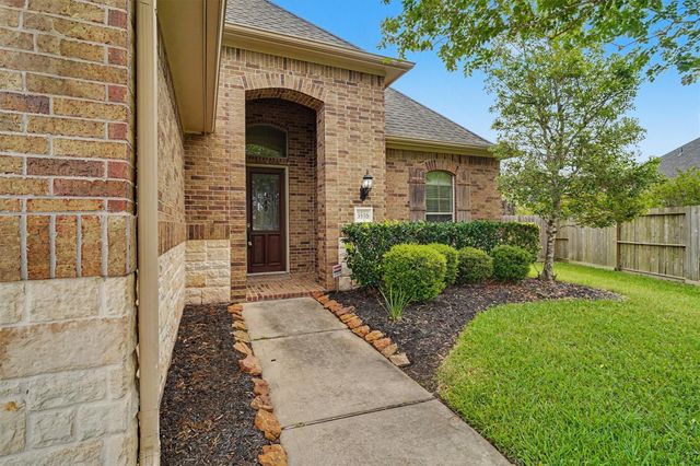 3516 Firenze Drive, Friendswood, TX 77546
