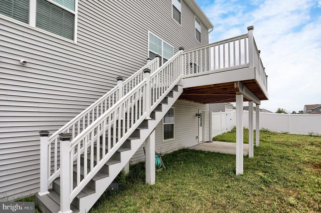 121 EAGLE RD, Dillsburg, PA 17019