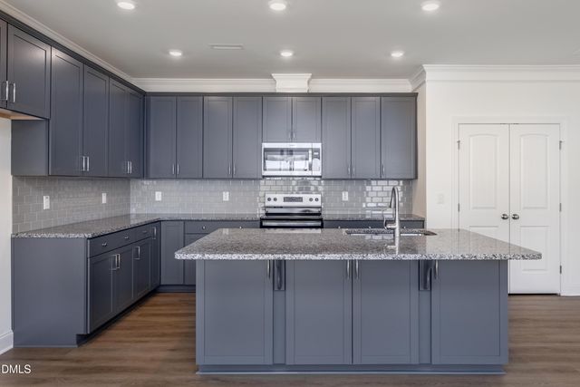 529 Highview Drive 21, Benson, NC 27504
