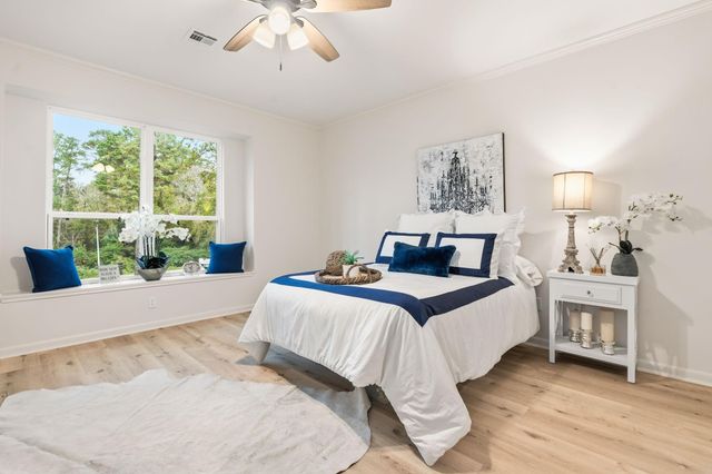 1957 Ogrady Drive, Conroe, TX 77304