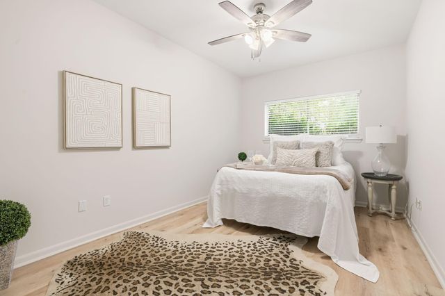 1957 Ogrady Drive, Conroe, TX 77304