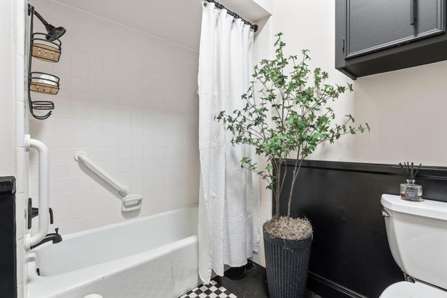 1957 Ogrady Drive, Conroe, TX 77304