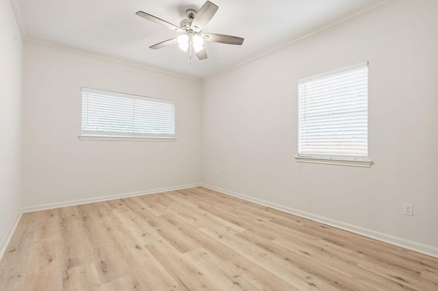 1957 Ogrady Drive, Conroe, TX 77304