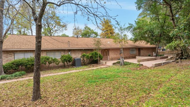 1957 Ogrady Drive, Conroe, TX 77304