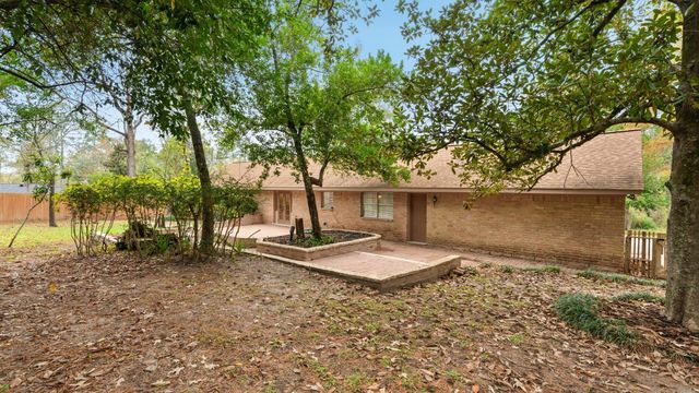 1957 Ogrady Drive, Conroe, TX 77304