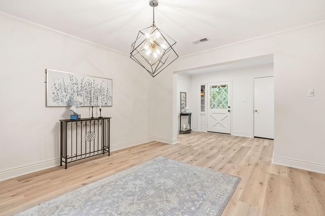 1957 Ogrady Drive, Conroe, TX 77304