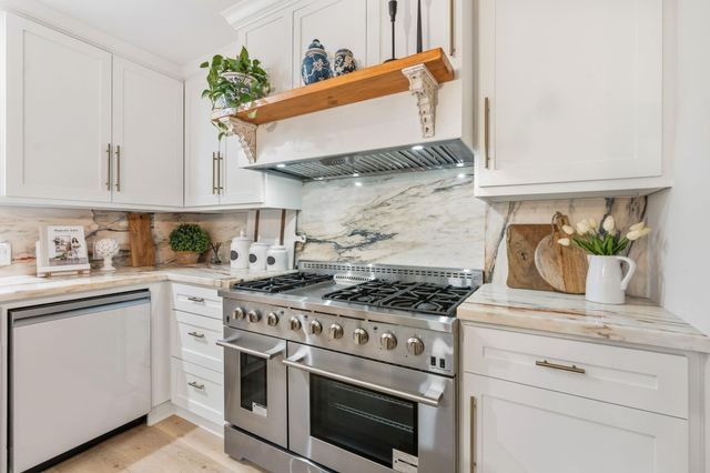 1957 Ogrady Drive, Conroe, TX 77304