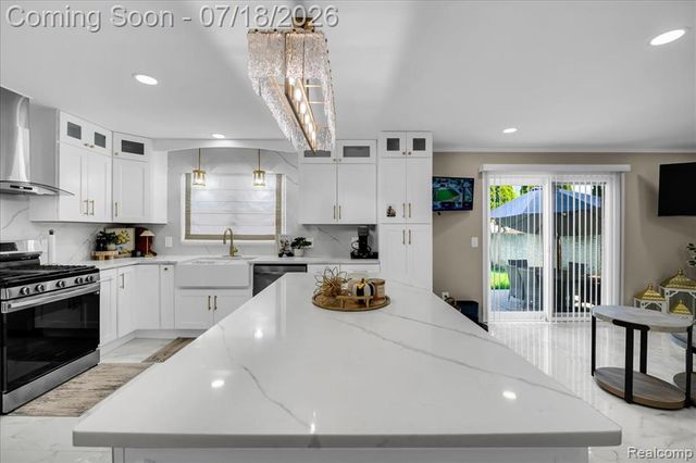 7240 Horger Street, Dearborn, MI 48126