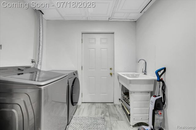 7240 Horger Street, Dearborn, MI 48126
