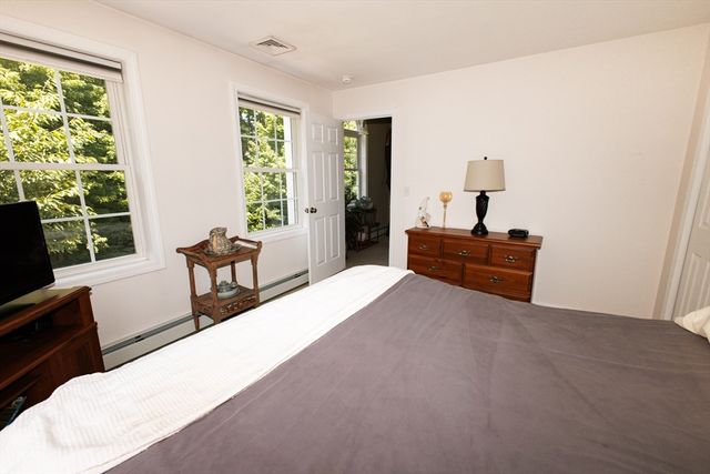 44A Bear Hill, Newton, NH 03858
