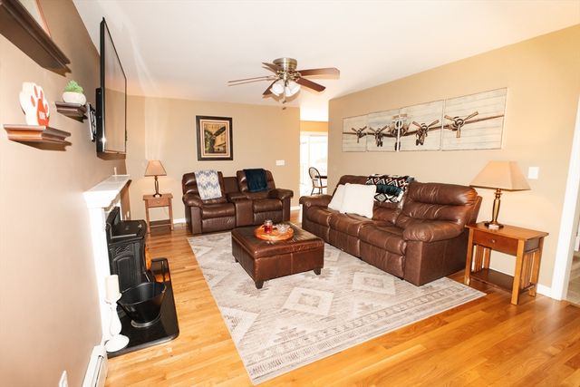 44A Bear Hill, Newton, NH 03858