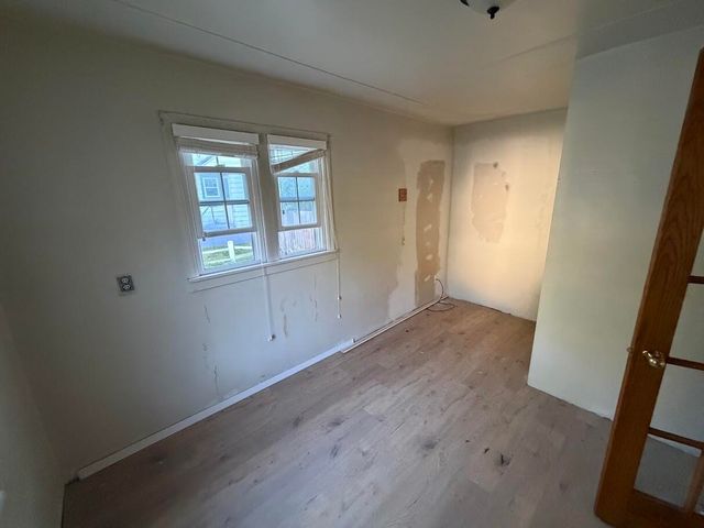 2744 Huizenga Street, Norton Shores City, MI 49444