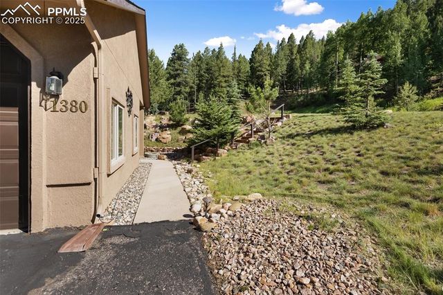 1380 Crestview Way, Woodland Park, CO 80863