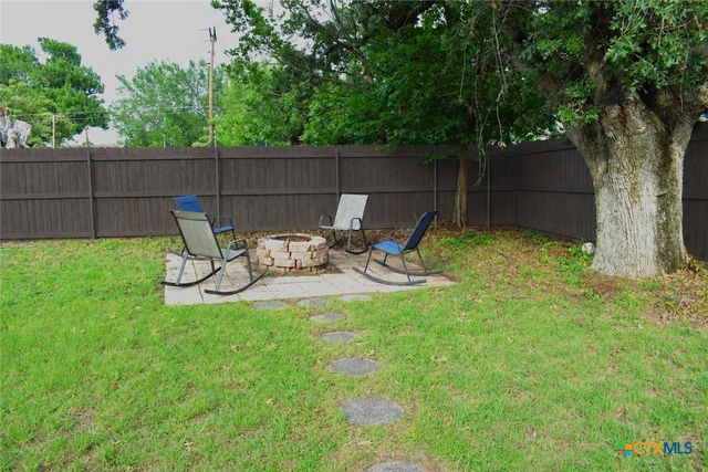 1603 Alcoa Avenue, Rockdale, TX 76567