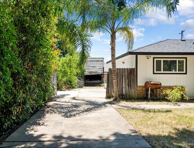 8770 Gerber Rd, Sacramento, CA 95828