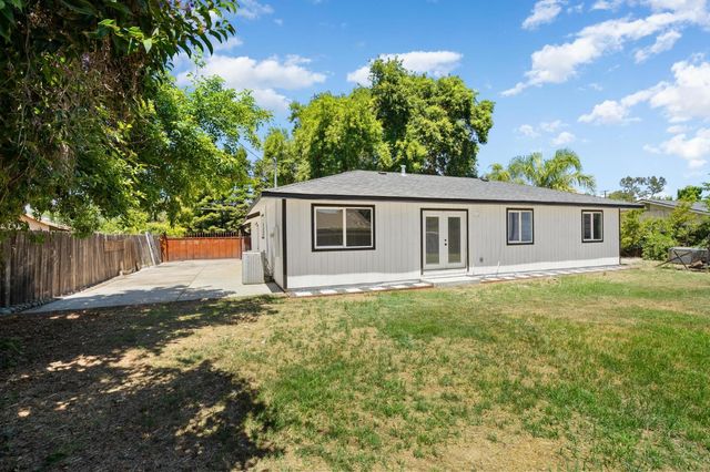 8770 Gerber Rd, Sacramento, CA 95828