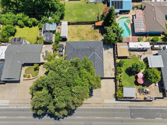 8770 Gerber Rd, Sacramento, CA 95828