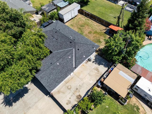 8770 Gerber Rd, Sacramento, CA 95828
