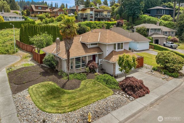 816 Aloha Place, Edmonds, WA 98020