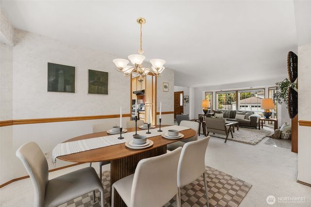 816 Aloha Place, Edmonds, WA 98020