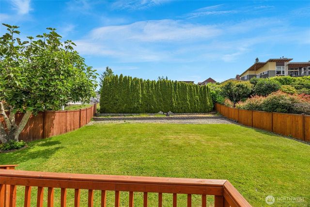 816 Aloha Place, Edmonds, WA 98020