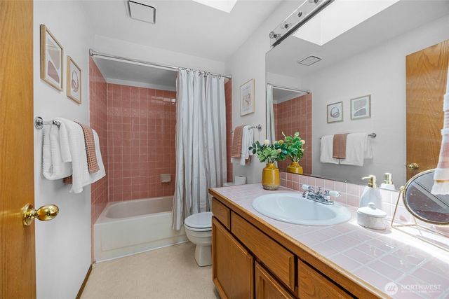816 Aloha Place, Edmonds, WA 98020