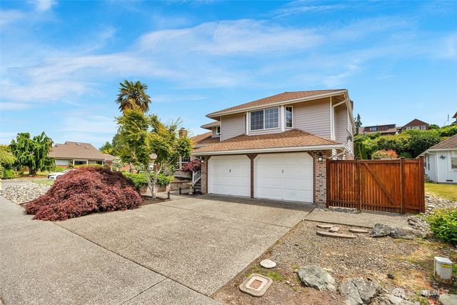 816 Aloha Place, Edmonds, WA 98020