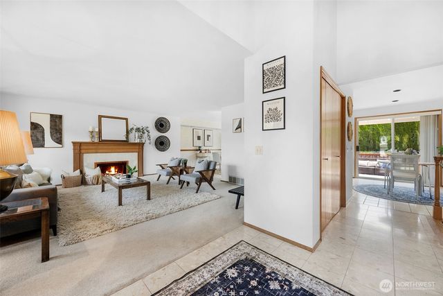 816 Aloha Place, Edmonds, WA 98020