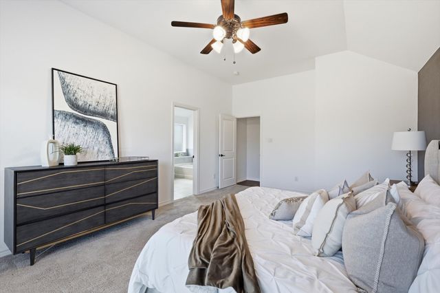 364 Sugar Creek Lane, Fort Worth, TX 76131