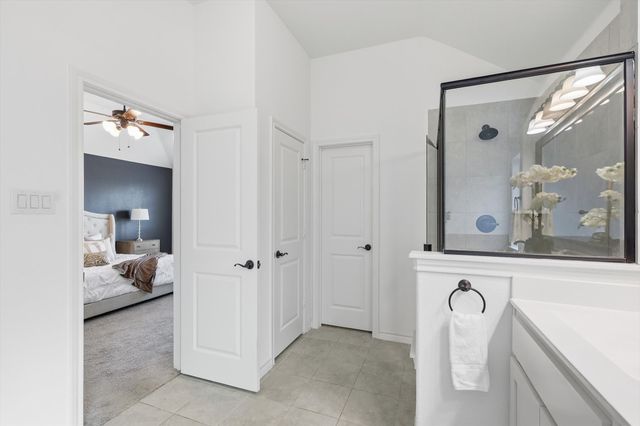 364 Sugar Creek Lane, Fort Worth, TX 76131