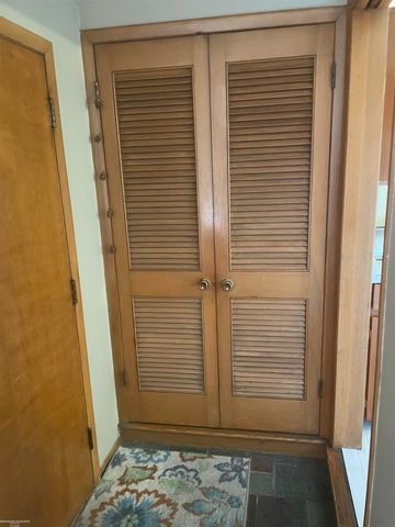 8546 Darlene Street, Warren, MI 48093