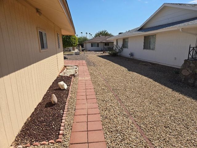 15457 N Ridgeview Road, Sun City, AZ 85351